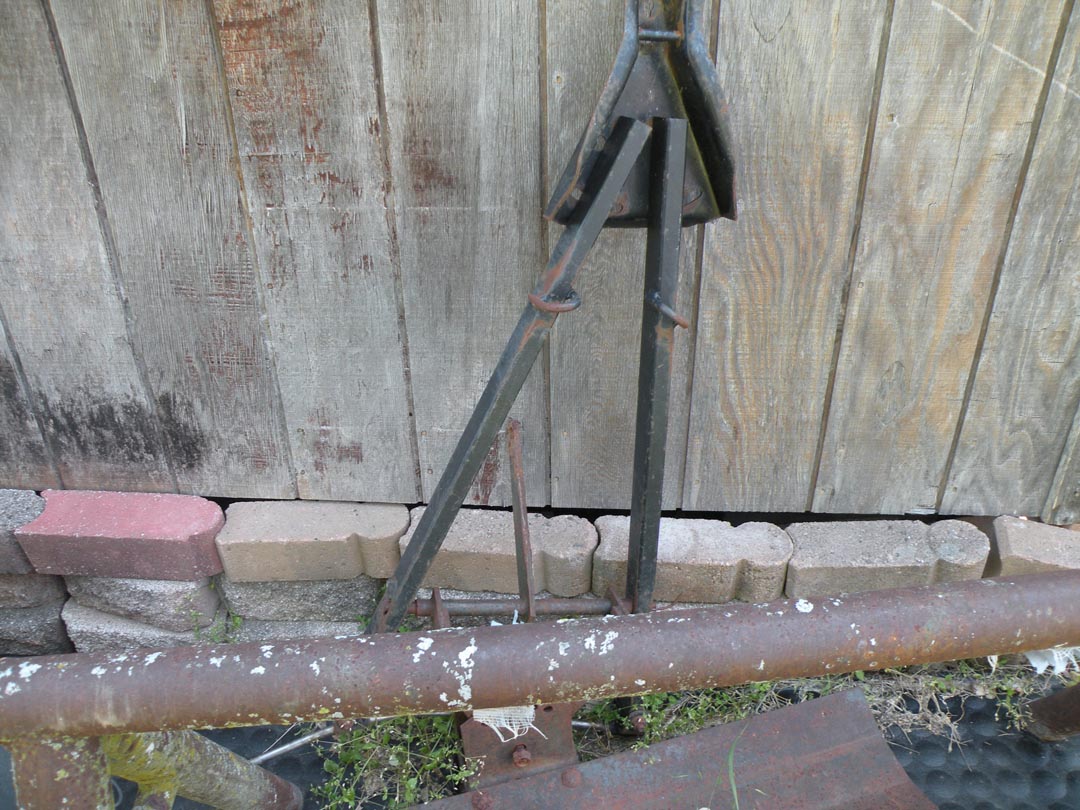 Auction photo 12