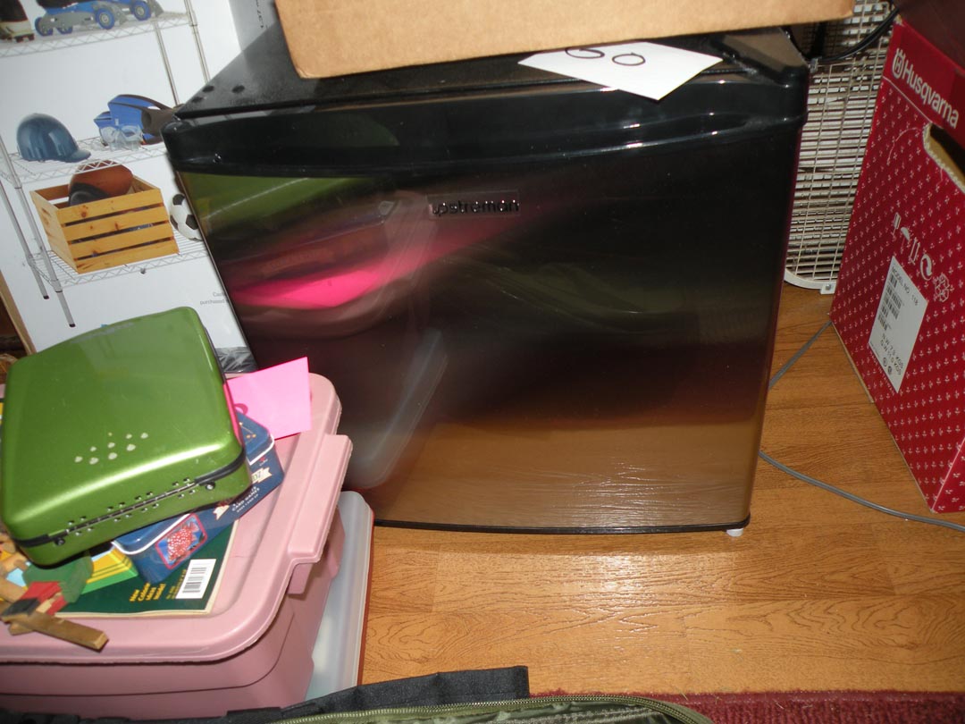 Auction photo 98