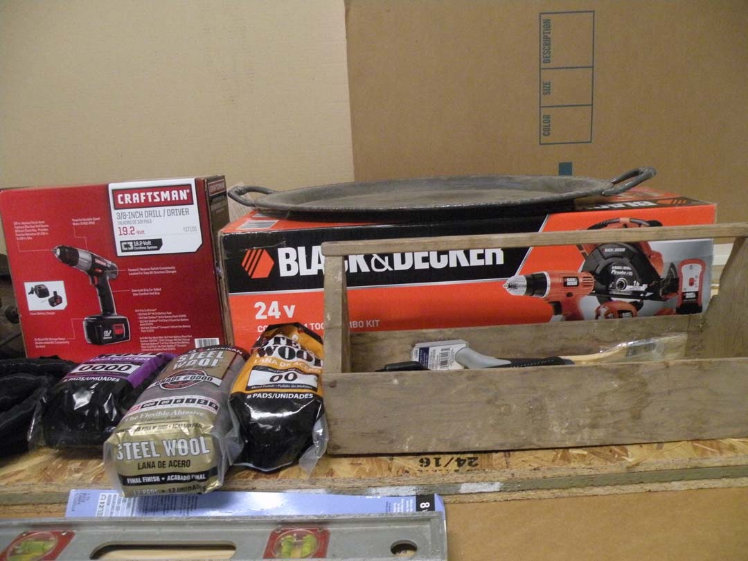 Auction photo 57