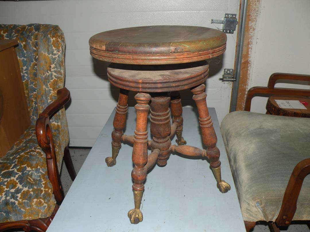 Auction photo 72